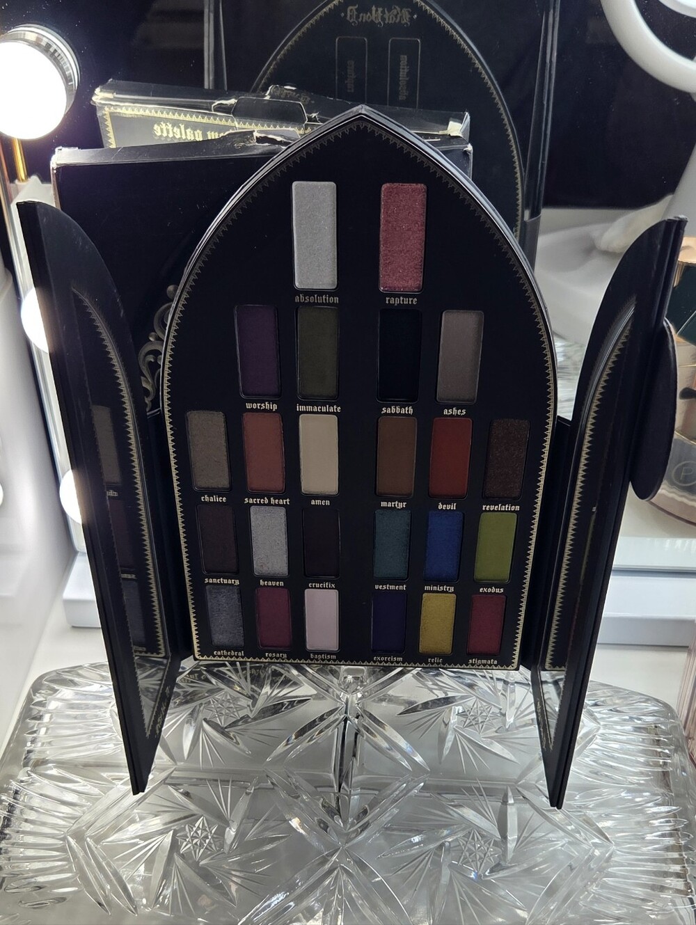 Kat Von D Saint + Sinner Eyeshadow Palette